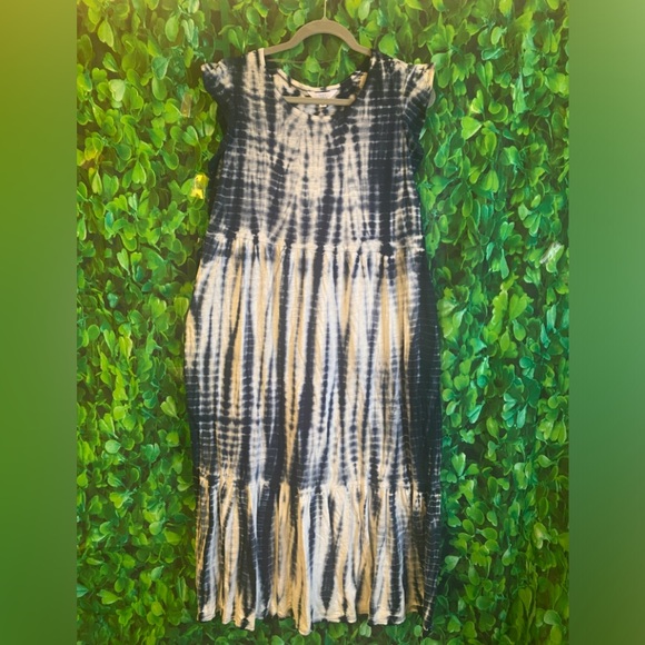 Time and Tru Dresses & Skirts - New - Tie Dye Blue & White Maxi Dress